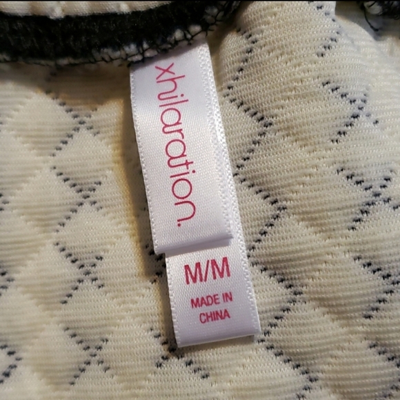 Quilted Striped Pleated Mini Skirt - Picture 5 of 9